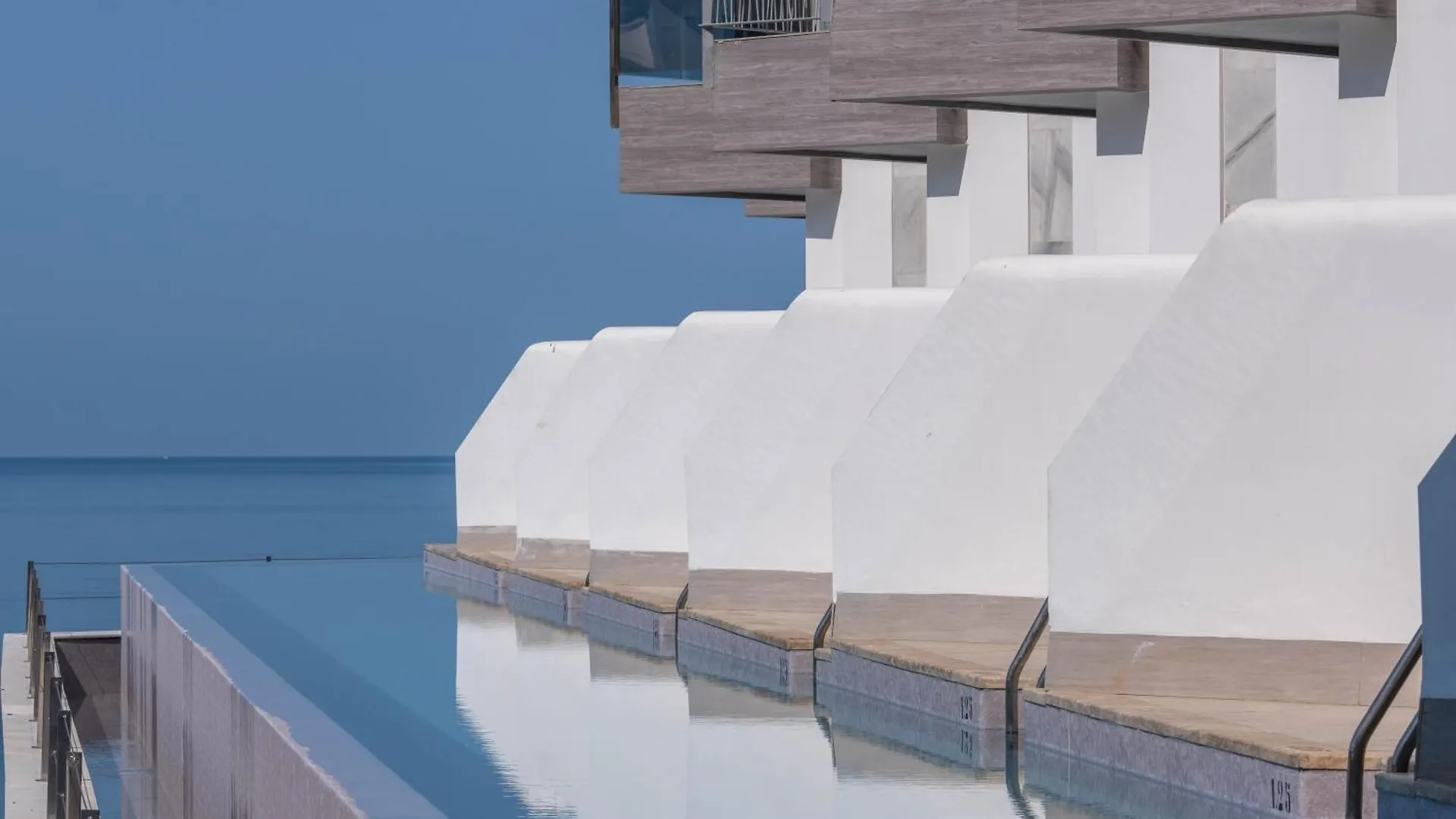 Hotel Cadiz Bahia By Qhotels