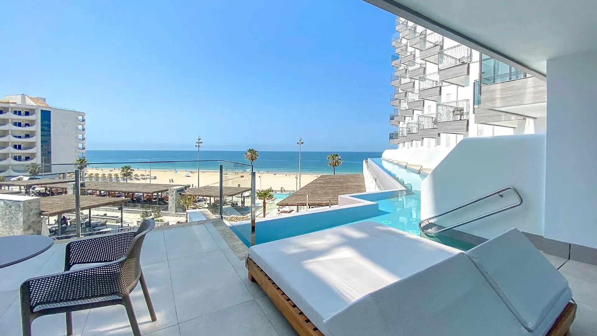 Cadiz Bahia By Qhotels 4*,