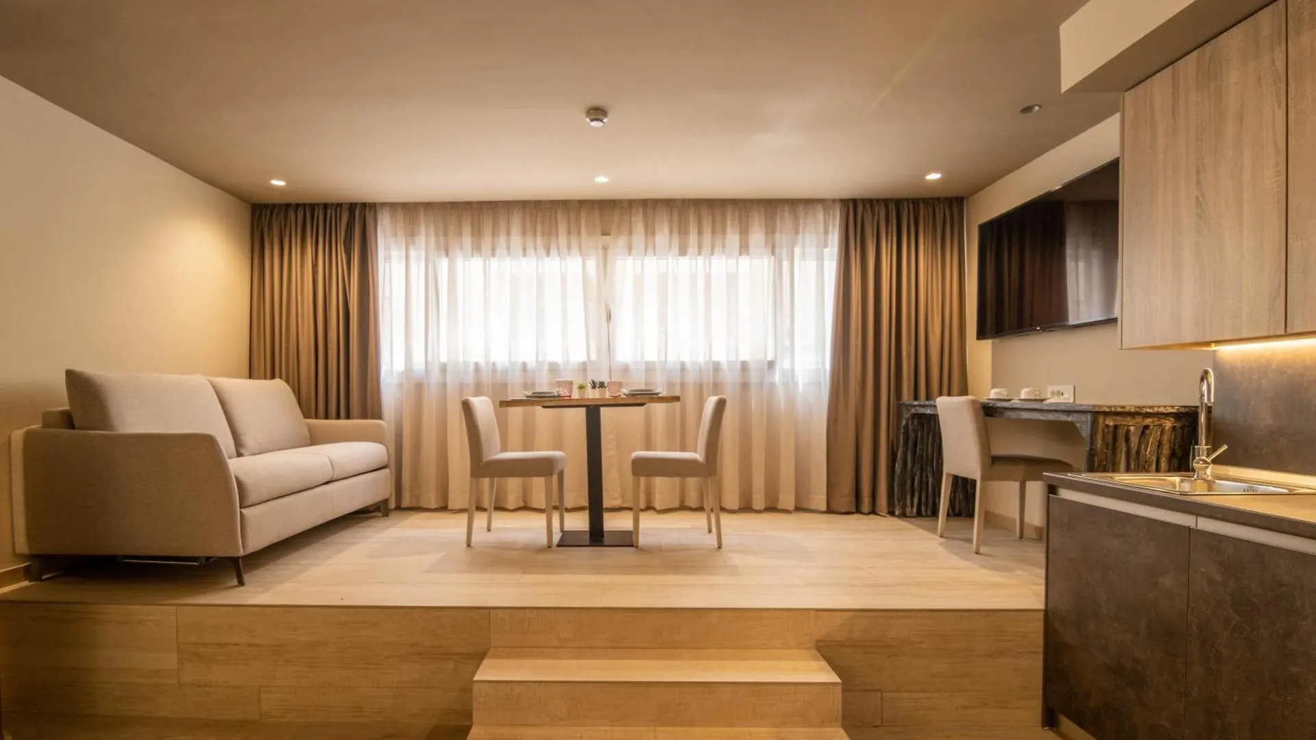**** Hotel Cadiz Bahia By Qhotels Spanien