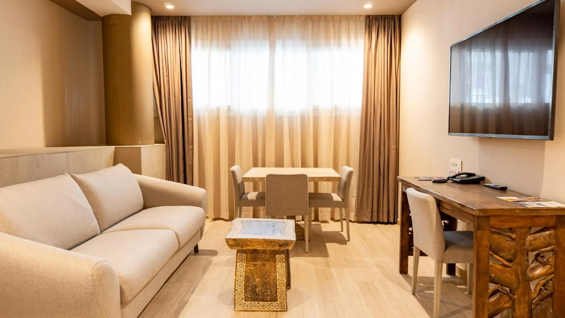 Cadiz Bahia By Qhotels Hotel