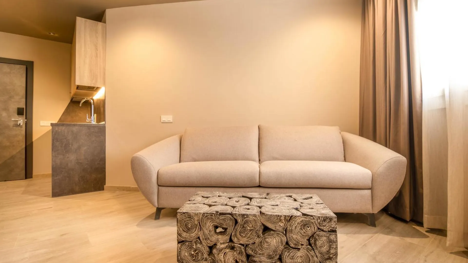 Hotel Cadiz Bahia By Qhotels